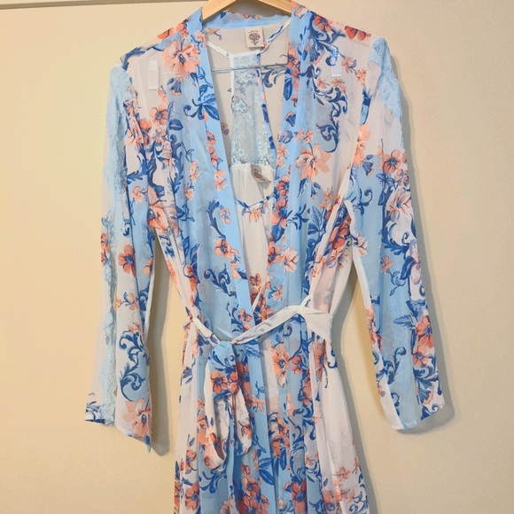 In Bloom Chemise and Robe NWOT - Picture 1 of 4